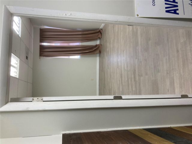 [PHOTO]