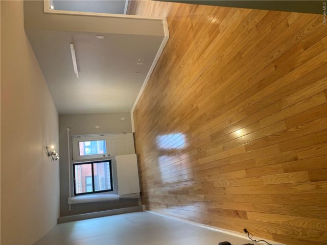  1 BR,  1.00 BTH &nbsp;Other style home in Rego Park