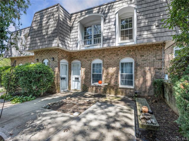 [Coram Real Estate, listing number 7285642]