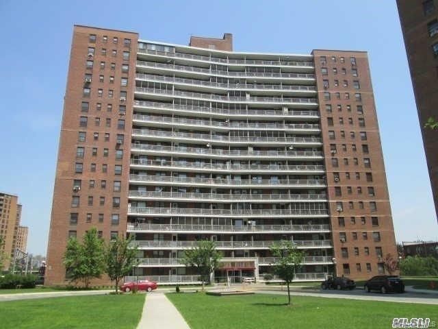Studio,  1.00 BTH &nbsp;Other style home in Rego Park