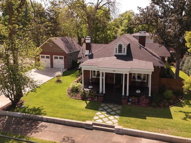  4 BR,  4.00 BTH &nbsp;Craftsman style home in Call Listing Agent