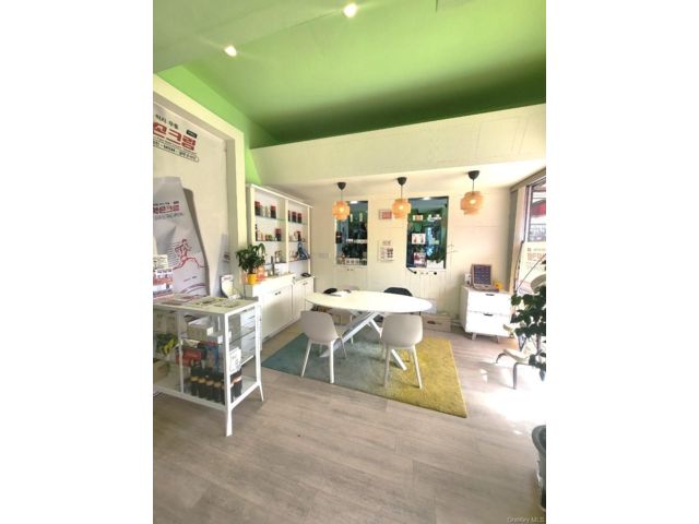 [Flushing Real Estate, listing number 7286177]