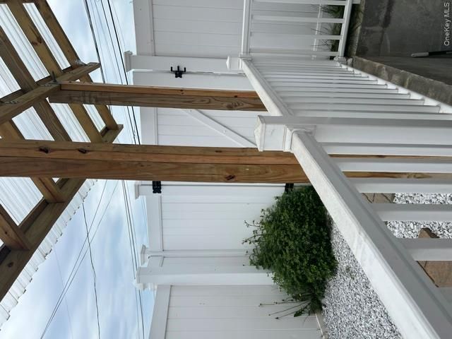  2 BR,  1.00 BTH &nbsp;Exp cape style home in Copiague