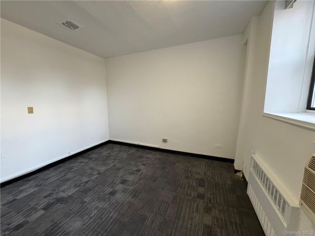 Studio,  0.00 BTH &nbsp;House style home in Elmhurst