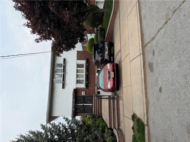 [Howard Beach Real Estate, listing number 7286224]