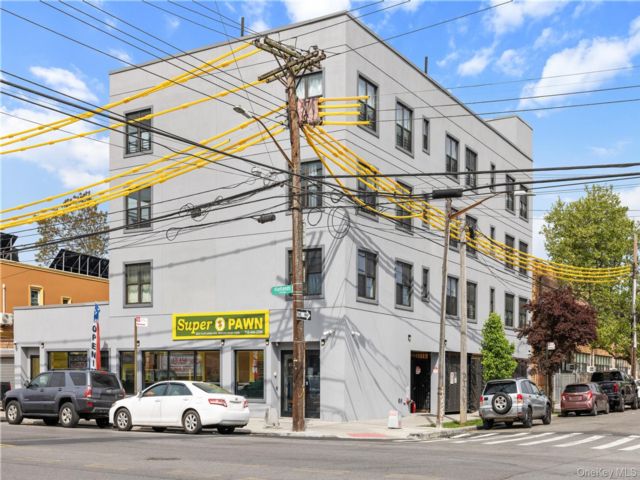 Studio,  0.00 BTH &nbsp;House style home in Canarsie