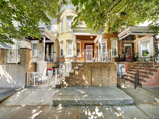 [Woodhaven Real Estate, listing number 7286662]