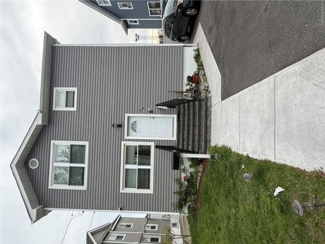  3 BR,  1.00 BTH &nbsp;Colonial style home in Freeport