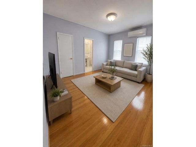  1 BR,  1.00 BTH &nbsp;Other style home in Dyker Heights