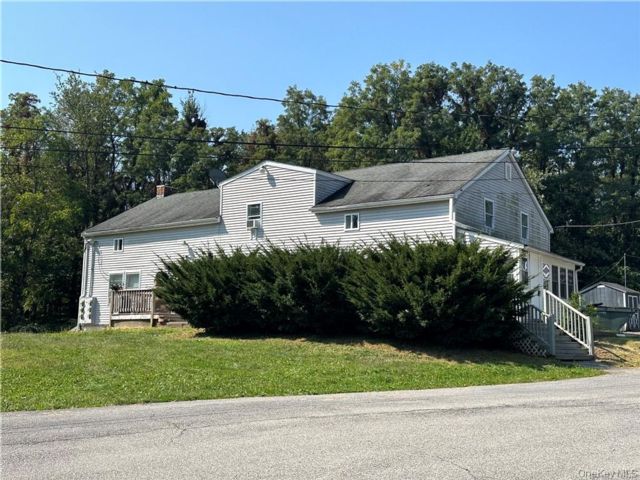  2 BR,  1.00 BTH &nbsp;Colonial style home in Clintondale
