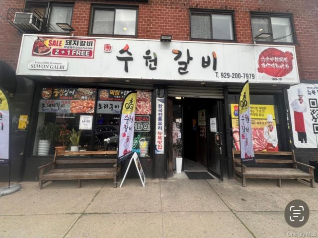 [PHOTO]