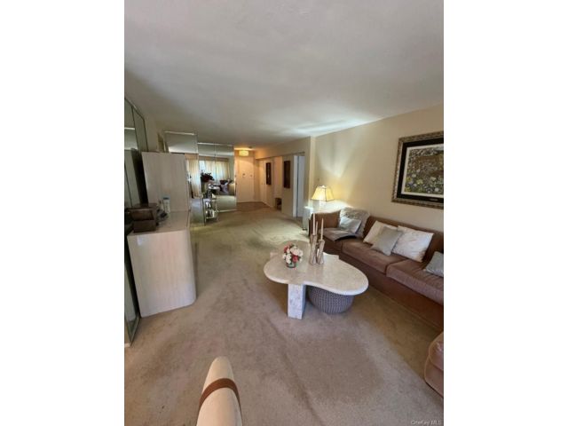 [Howard Beach Real Estate, listing number 7287313]