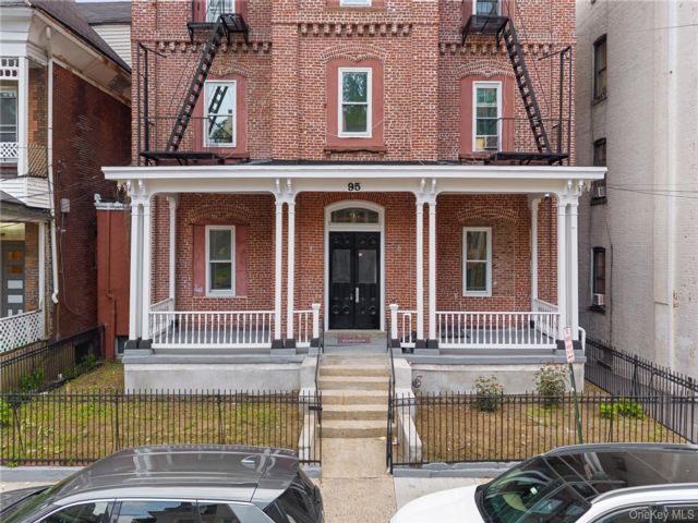 Studio,  0.00 BTH &nbsp;Colonial style home in Yonkers