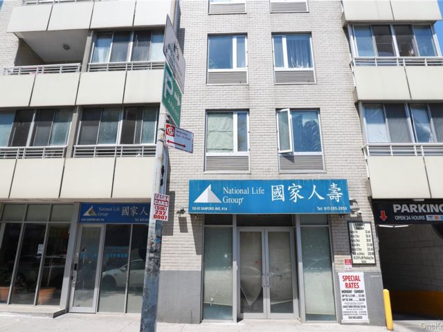 [PHOTO]