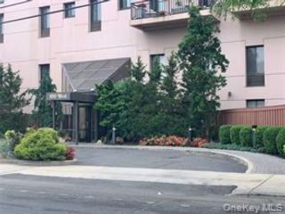  1 BR,  2.00 BTH &nbsp;Contemporary style home in Long Beach