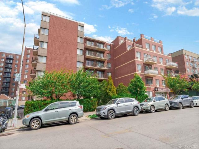  1 BR,  1.00 BTH &nbsp;Other style home in Flushing