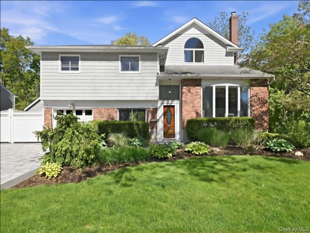 [Merrick Real Estate, listing number 7288197]