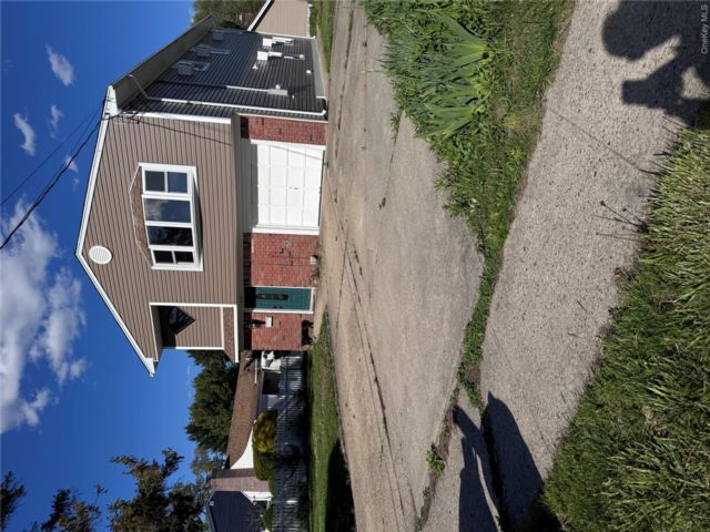  4 BR,  2.00 BTH &nbsp;Hi ranch style home in Massapequa