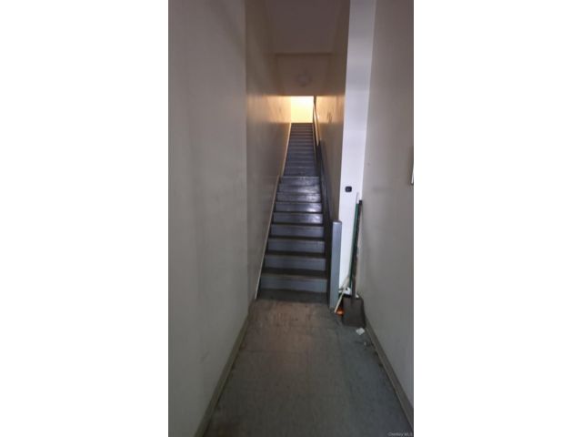 [PHOTO]