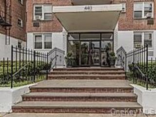  2 BR,  1.00 BTH &nbsp;Other style home in Yonkers