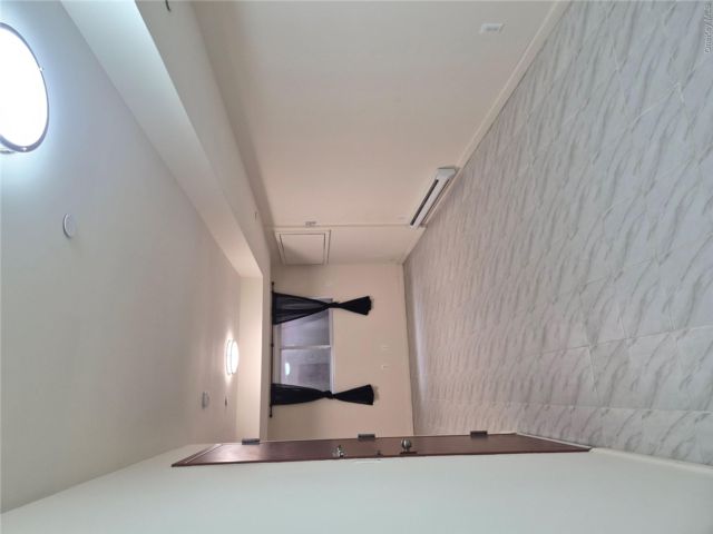 [PHOTO]