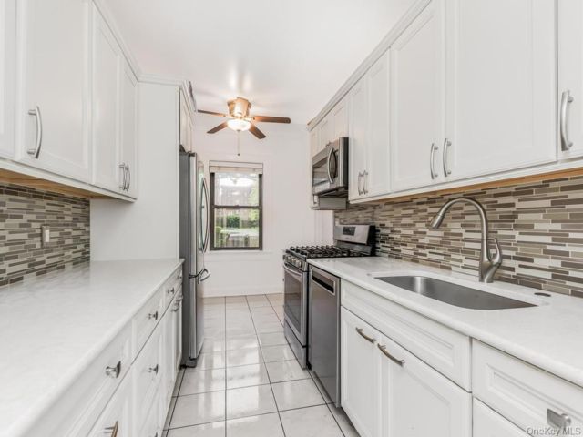 [White Plains Real Estate, listing number 7288680]