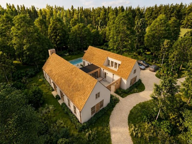  6 BR,  8.00 BTH &nbsp;Farmhouse style home in Montauk