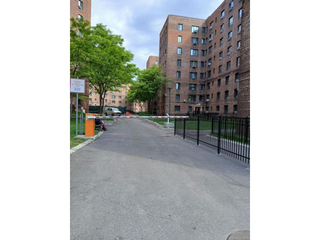 [Parkchester Real Estate, listing number 7288754]