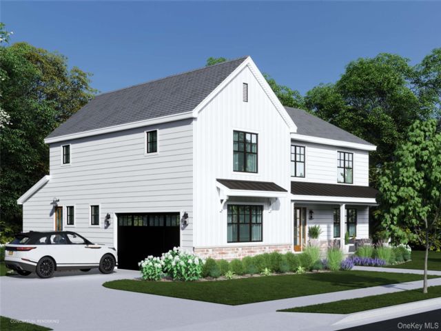  4 BR,  5.00 BTH &nbsp;Farmhouse style home in East Moriches