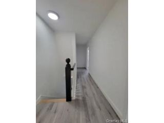 [PHOTO]