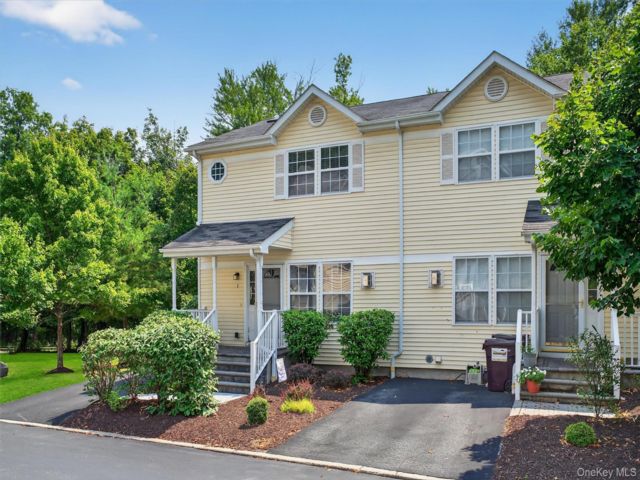  2 BR,  2.00 BTH &nbsp;Condo style home in Middletown