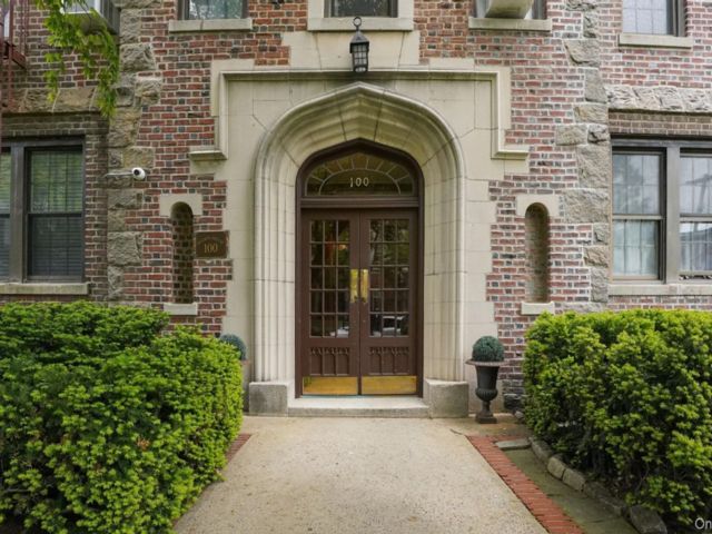 [Bronxville Real Estate, listing number 7288999]