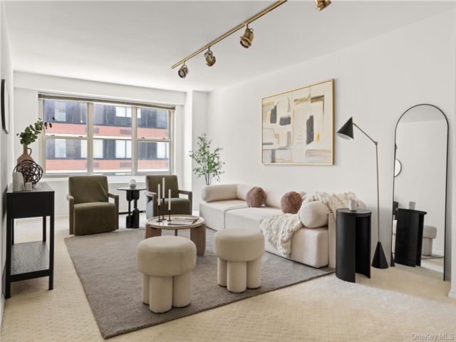  1 BR,  2.00 BTH &nbsp;Other style home in New York (manhattan)