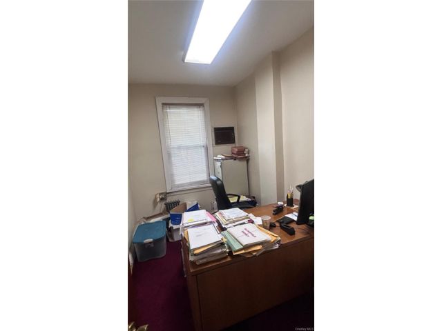 [PHOTO]