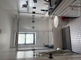 [PHOTO]
