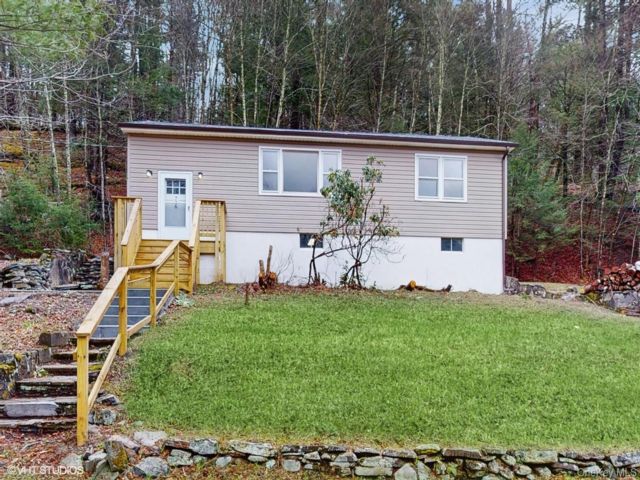  3 BR,  1.00 BTH &nbsp;Raised ranch style home in Napanoch