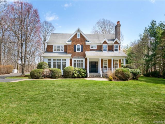 [Setauket Real Estate, listing number 7289286]