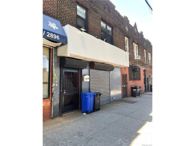 Studio,  0.00 BTH &nbsp;Commercial style home in Ozone Park