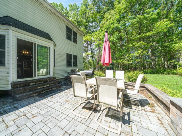 [PHOTO]