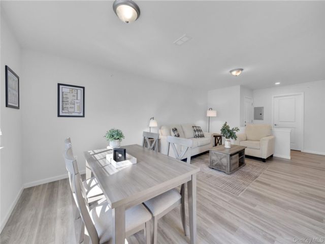 [Middletown Real Estate, listing number 7289730]