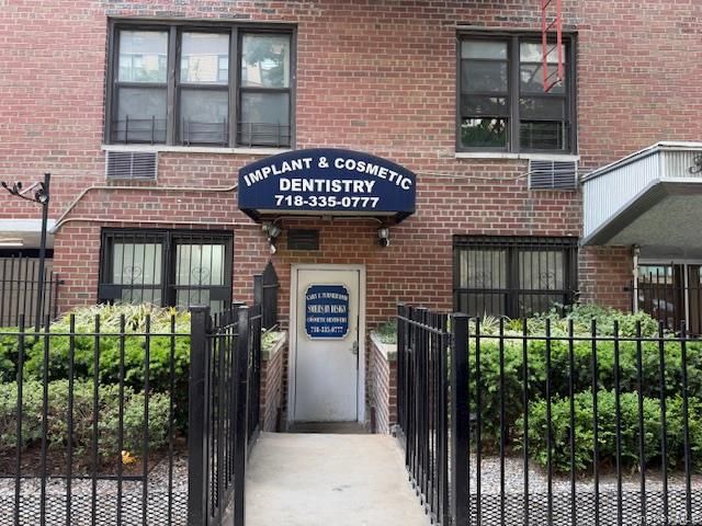Studio,  0.00 BTH &nbsp;House style home in Jackson Heights