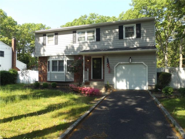[East Setauket Real Estate, listing number 7289757]