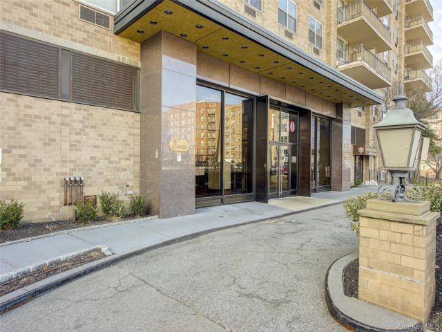  1 BR,  1.00 BTH &nbsp;Other style home in Flushing