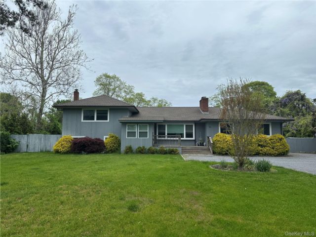  3 BR,  3.00 BTH &nbsp;A-frame style home in East Quogue