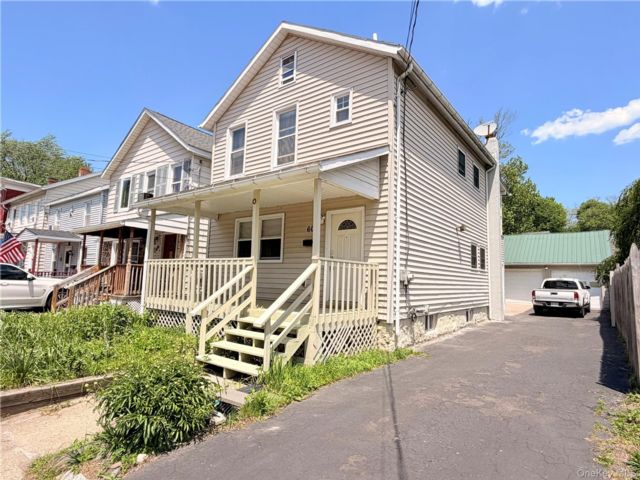  3 BR,  2.00 BTH &nbsp;Colonial style home in Port Jervis
