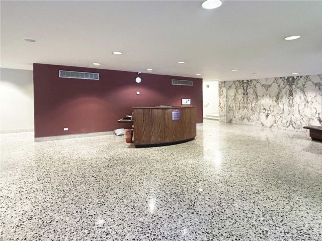  3 BR,  2.00 BTH &nbsp;Other style home in Flushing