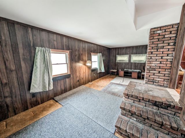 [PHOTO]