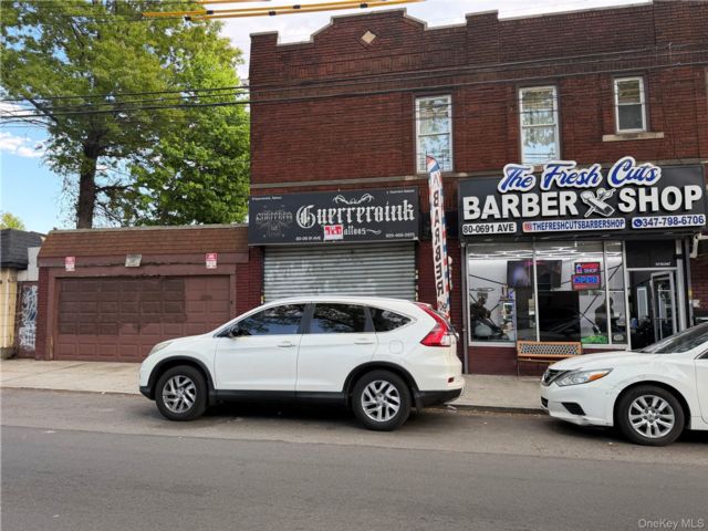 Studio,  0.00 BTH &nbsp;Commercial style home in Woodhaven
