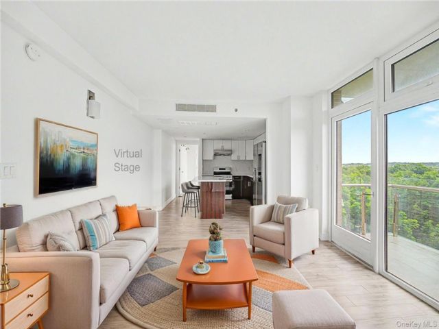  1 BR,  1.00 BTH &nbsp;Condo style home in Rego Park