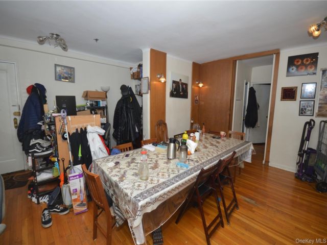 [PHOTO]